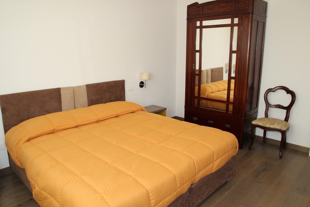 Suite Rosso & Nero Lecce Buitenkant foto